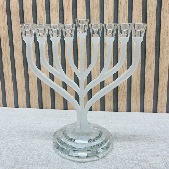 חנוכיה יוקרתית קריסטל לבן חלבי 31 ס"מ