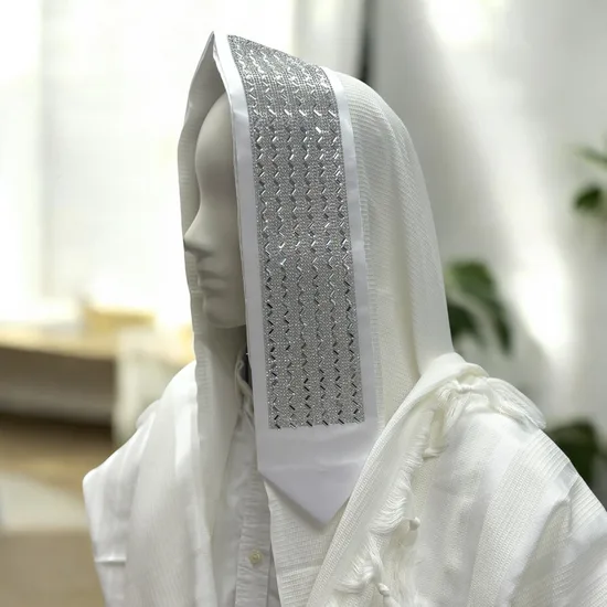 טלית יוקרתית לחתן דגם "קריסטל אור"