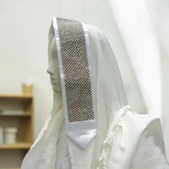 טלית צמר מהודרת דגם "קריסטל גולד"