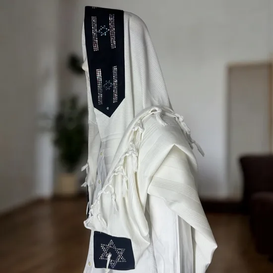 טלית לחתן בשילוב קריסטל סברובסקי דגם "דגל בלאק"