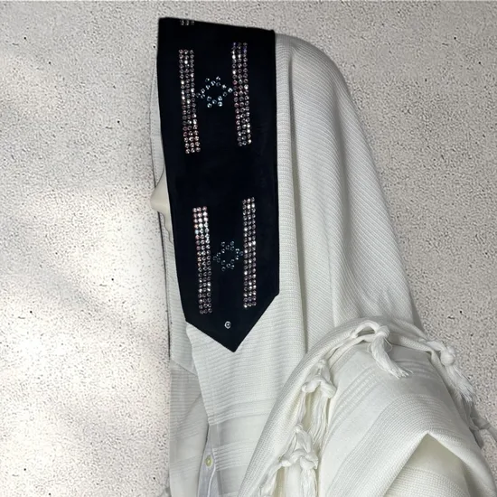 טלית סברובסקי יוקרתית דגם "דגל בלאק"