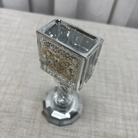 מעמד לנר הבדלה קריסטל דגם "עיטורים"