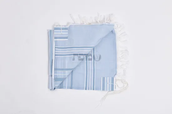 טלית צמר מעוצבת דגם "שיר" תכלת