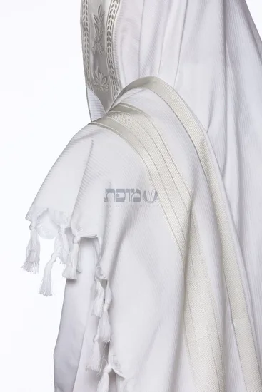 טלית לחתן כותנה דגם "רויאל" פסים לבן כסף