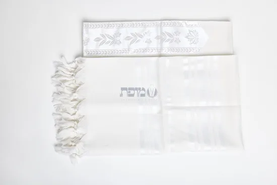 טלית צמר לחתן מהודרת דגם "ישתבח" לבן