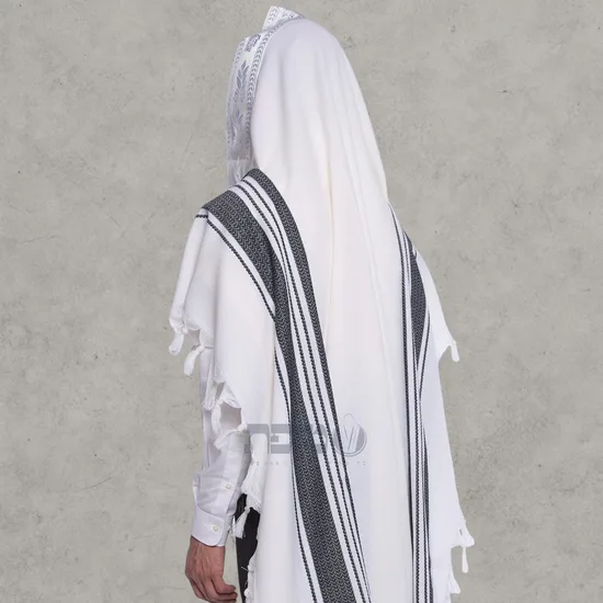 טלית לחתן דגם "הללויה" שחור