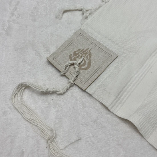 טלית דגם יברכך - האש שלי - אבן