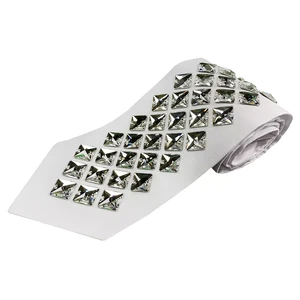 עטרה לטלית סברובסקי SWAROVSKI ריבועים - סטן לבן