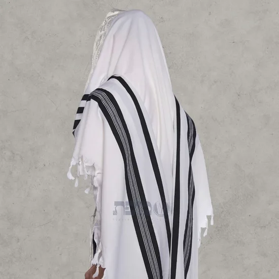טלית צמר מהודרת דגם "ישתבח" פסים שחור