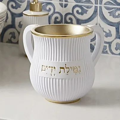 נטלה מיוחדת - פנינה בשילוב זהב