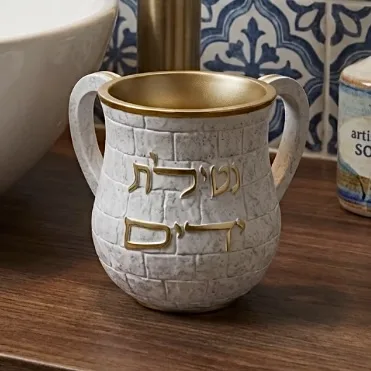 נטלה מהודרת דגם כותל בשילוב זהב