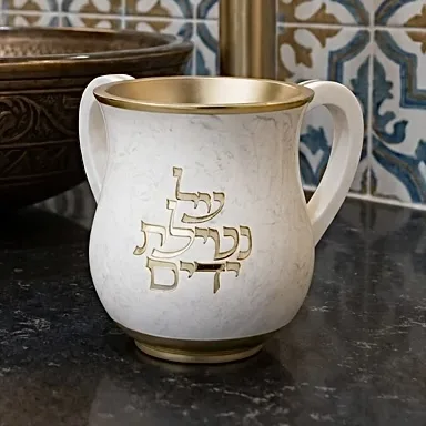 נטלה מהודרת דגם אור - פנינה וזהב