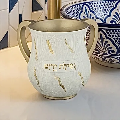 נטלה מעוצבת דגם פנינה זהב