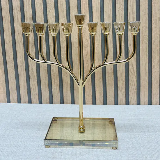 חנוכיה מעוצבת זהב בשילוב קריסטל 37 ס"מ